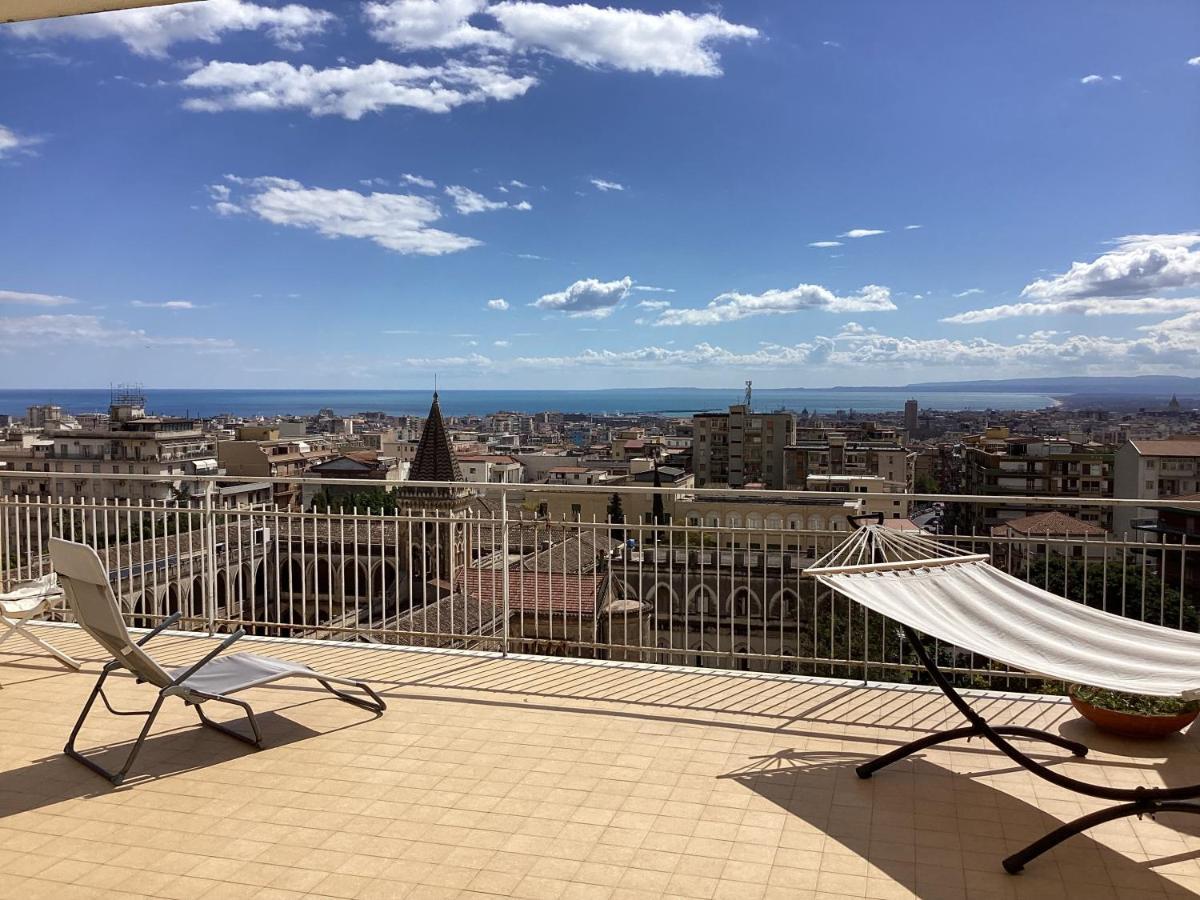 Top Floor Aparthotel Bentivoglio Catania-Fontanarossai nemzetközi repülőtér Kültér fotó