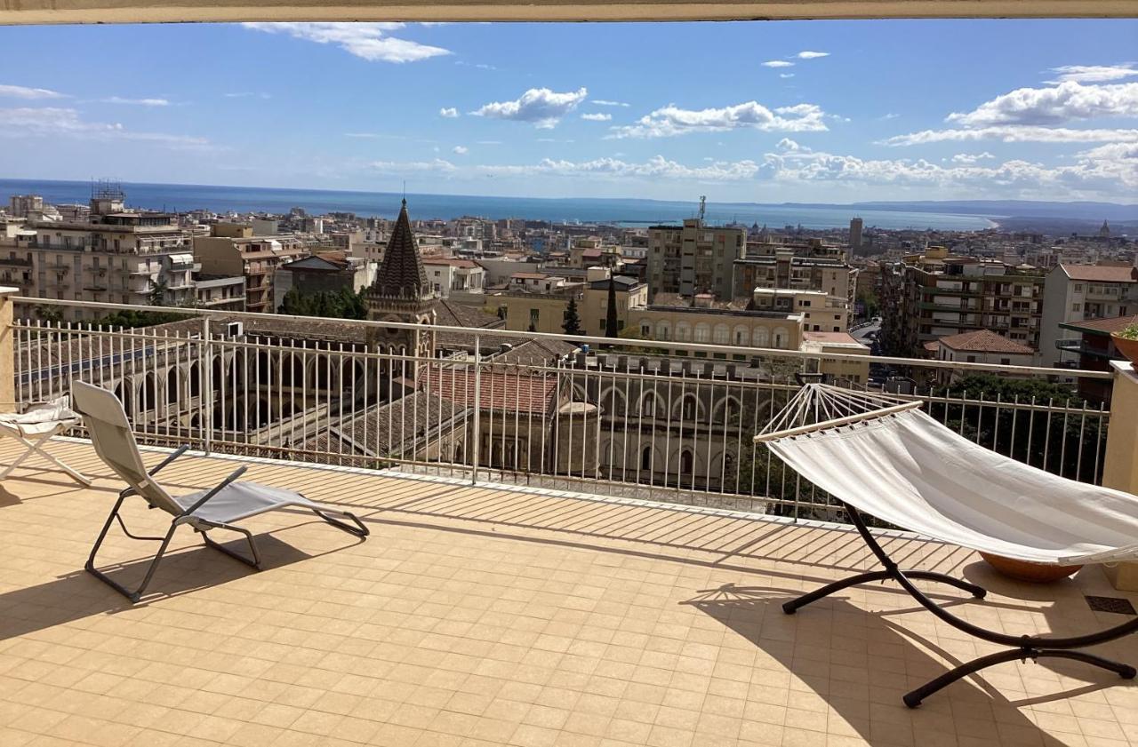Top Floor Aparthotel Bentivoglio Catania-Fontanarossai nemzetközi repülőtér Kültér fotó