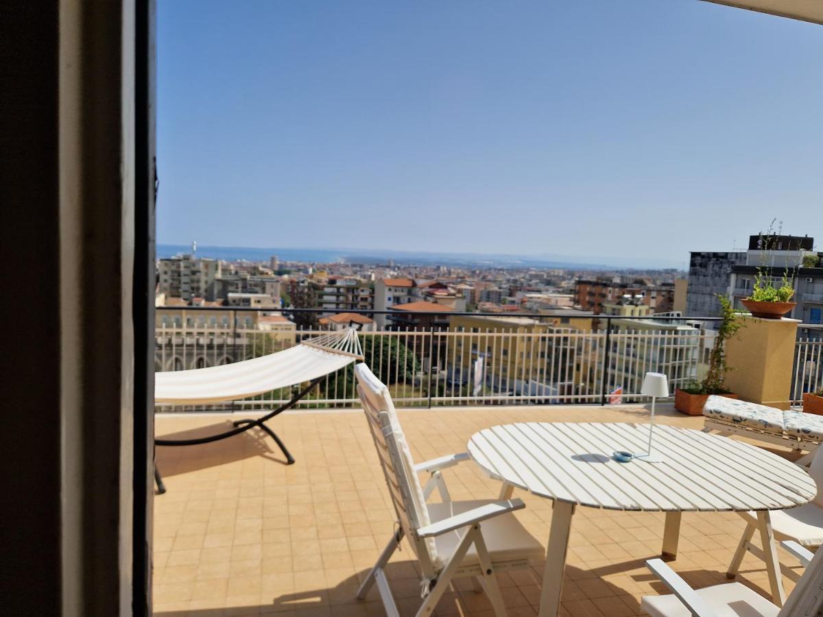 Top Floor Aparthotel Bentivoglio Catania-Fontanarossai nemzetközi repülőtér Kültér fotó