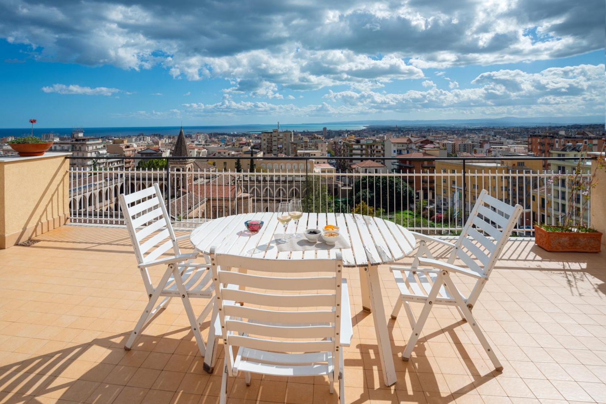 Top Floor Aparthotel Bentivoglio Catania-Fontanarossai nemzetközi repülőtér Kültér fotó
