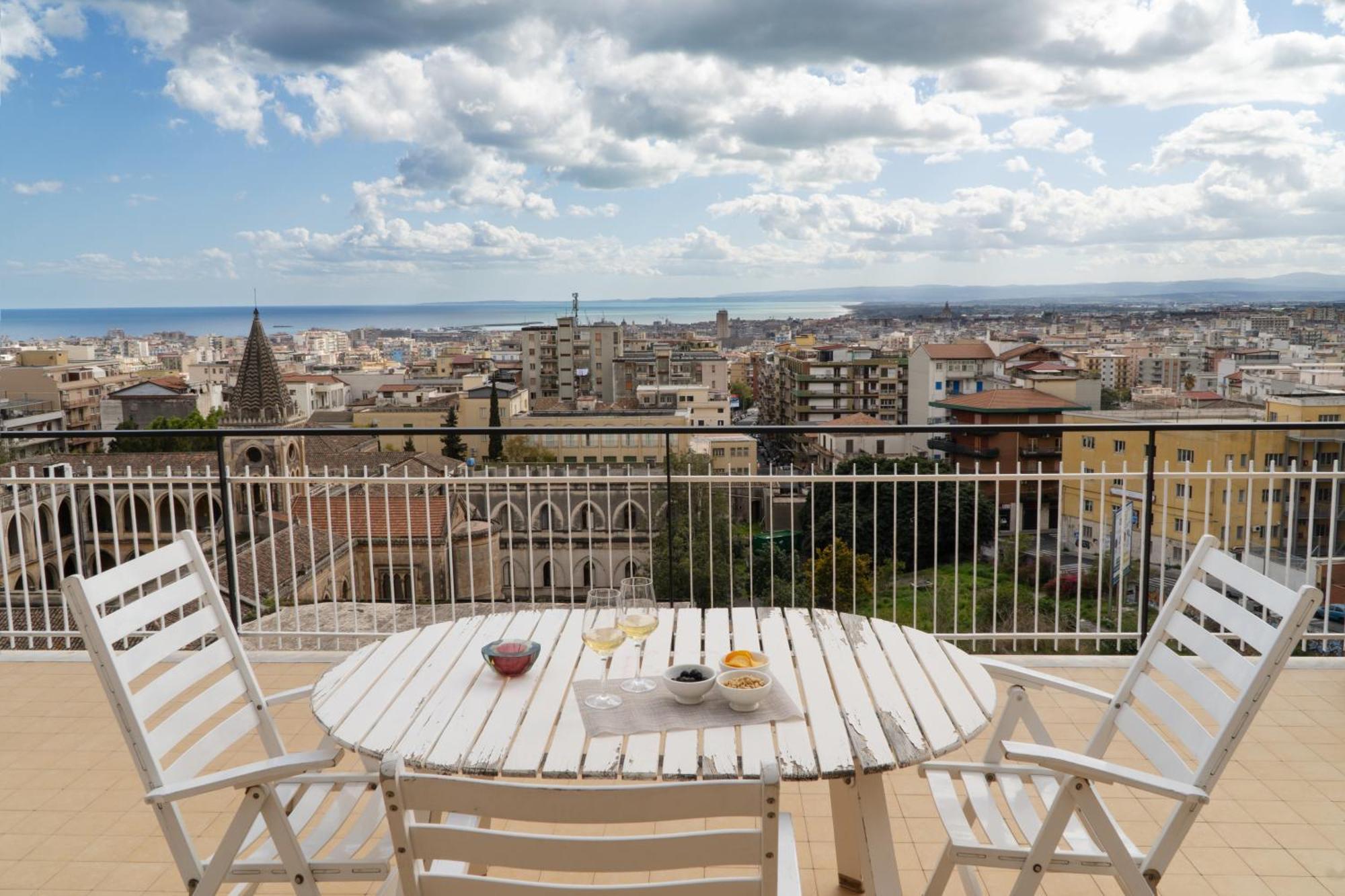 Top Floor Aparthotel Bentivoglio Catania-Fontanarossai nemzetközi repülőtér Kültér fotó